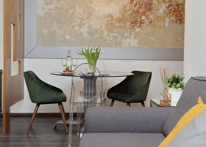 Urbana Delicious Flat *